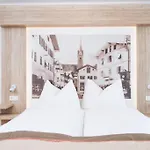 Boutique Adler